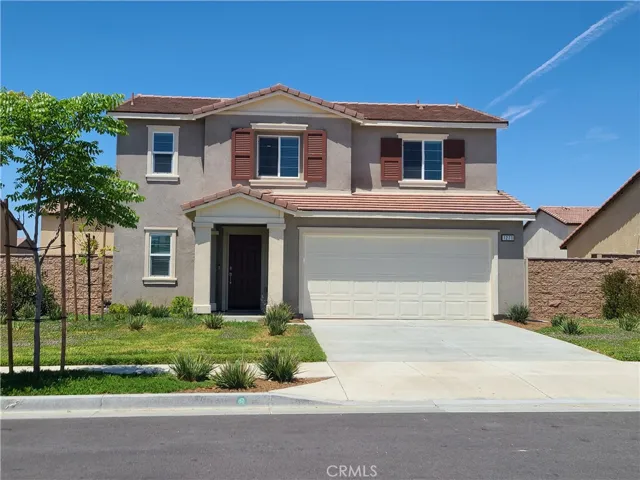 1271 Estate Avenue, Hemet, California 92543