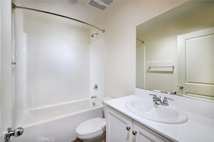 1271 Estate Avenue, Hemet, California 92543