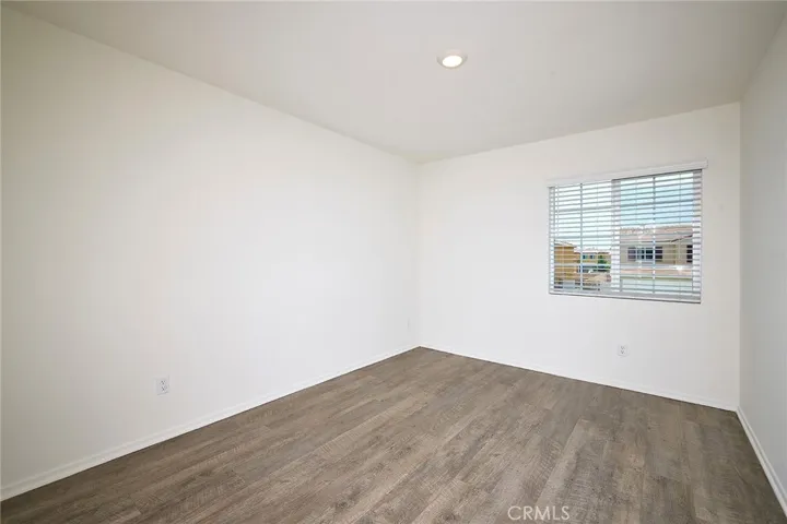 1274 Universal Way, Hemet, California 92543