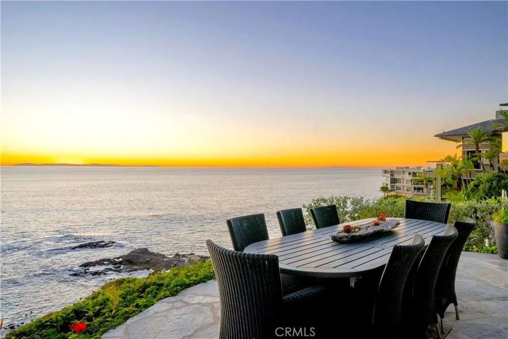 31678 Seacove Drive, Laguna Beach, California 92651 home-pic-51