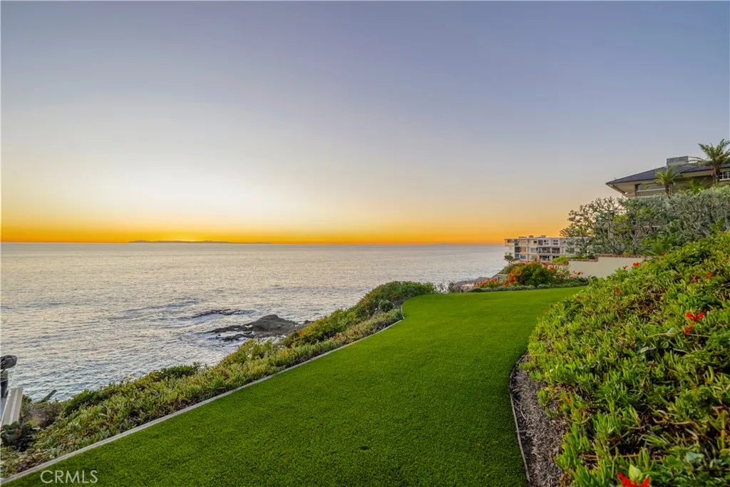 31678 Seacove Drive, Laguna Beach, California 92651 home-pic-52