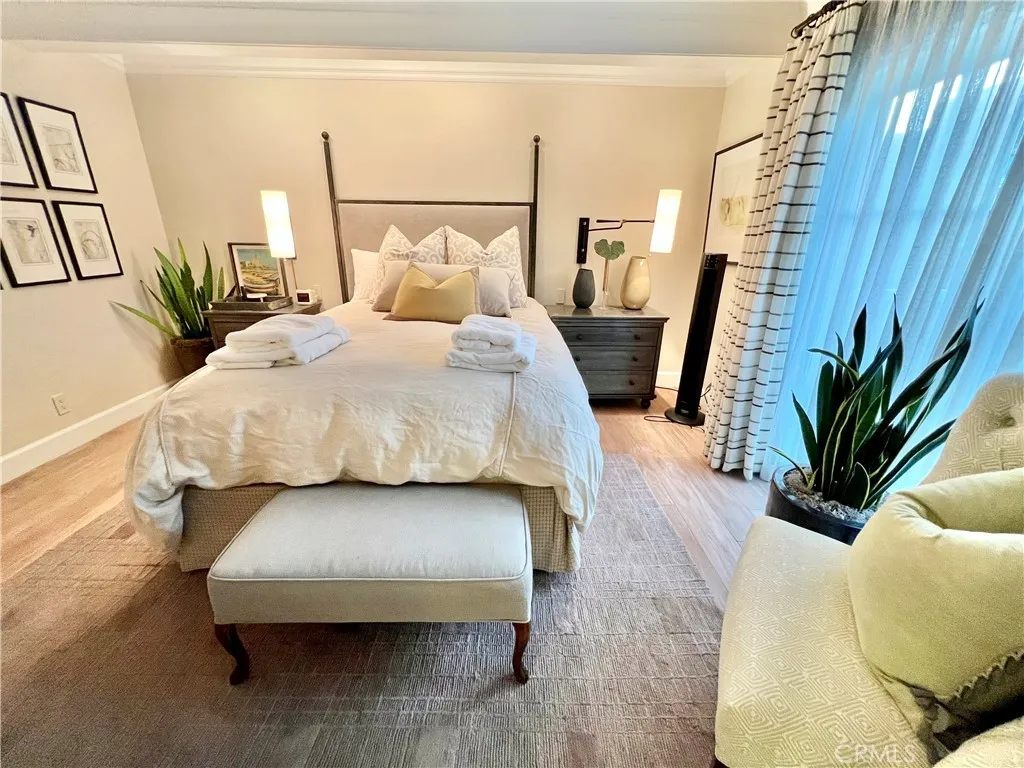 31678 Seacove Drive, Laguna Beach, California 92651 home-pic-22