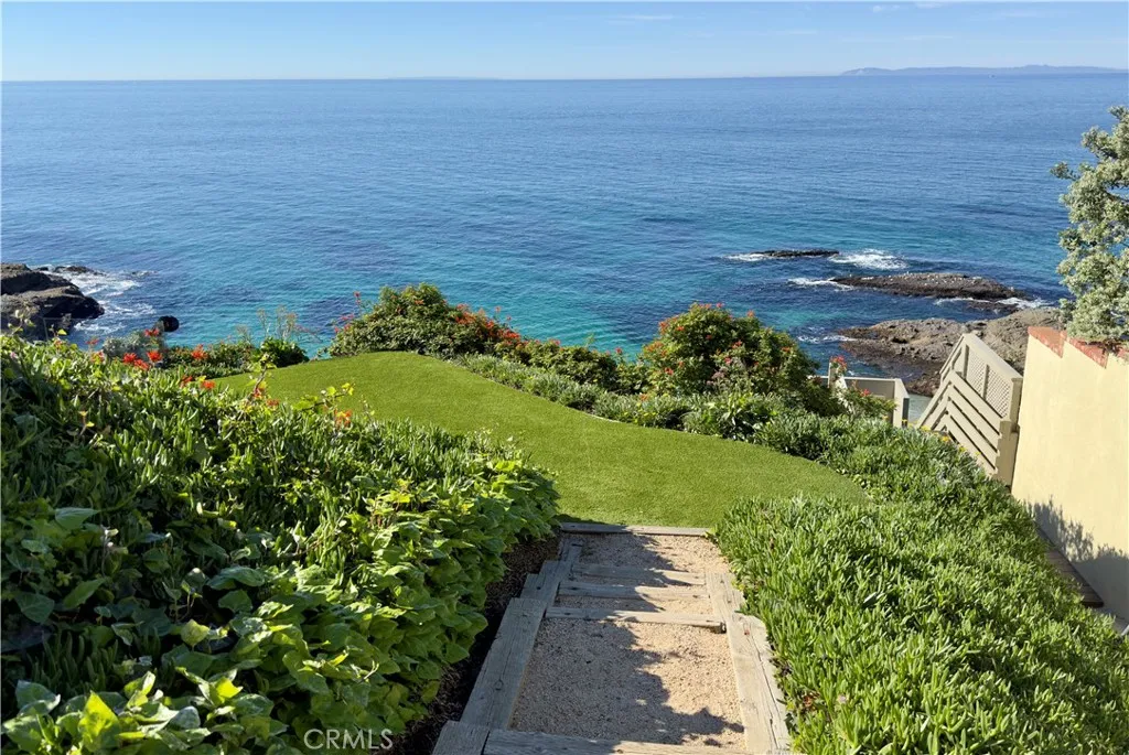 31678 Seacove Drive, Laguna Beach, California 92651 home-pic-44