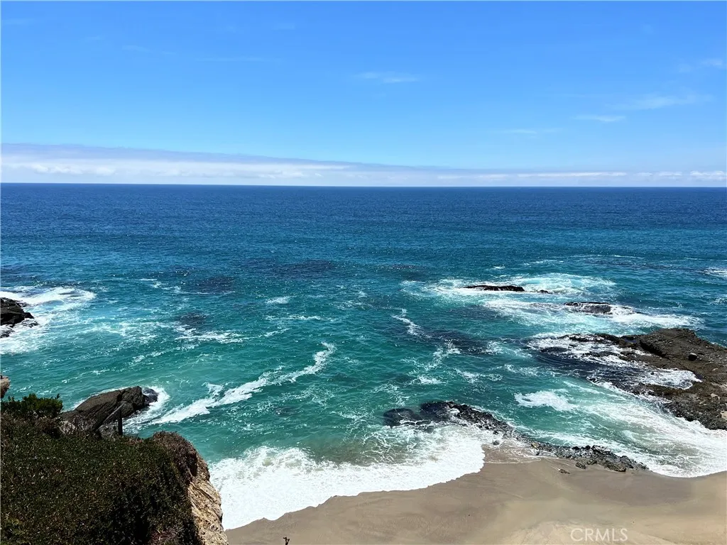 31678 Seacove Drive, Laguna Beach, California 92651 home-pic-50