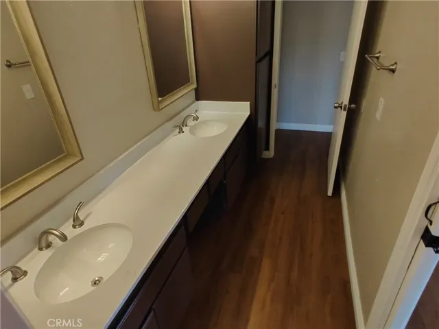 MASTER - DUAL SINK VANITY