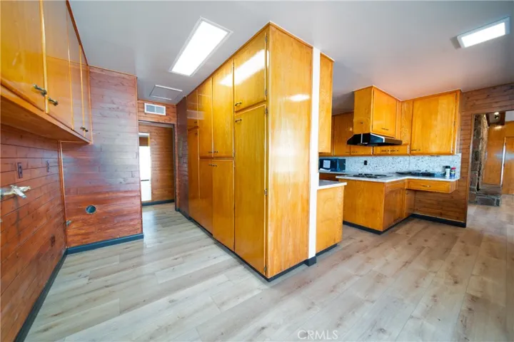 16925 Foothill Avenue, Edwards, California 93523