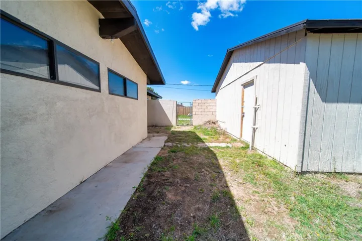 16925 Foothill Avenue, Edwards, California 93523