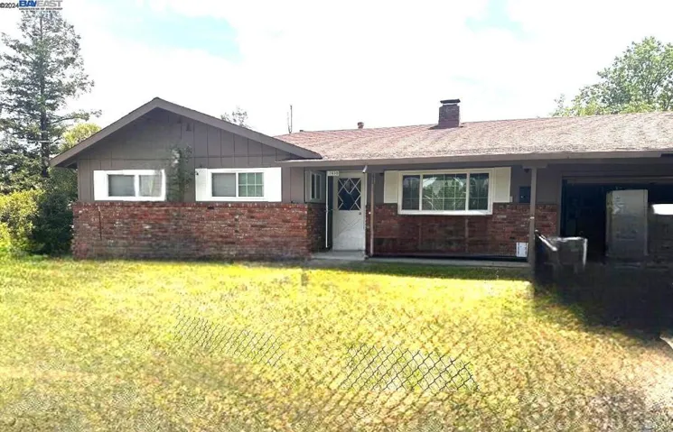 2630 Alton Ln, Santa Rosa, California 95403