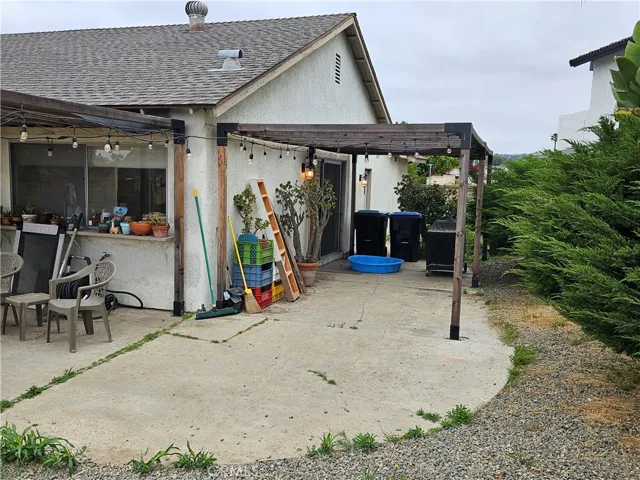 This is the side of the house from the backyard