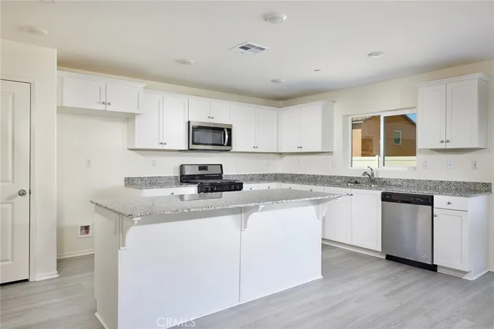 1274 Arcangela Street, Perris, California 92571