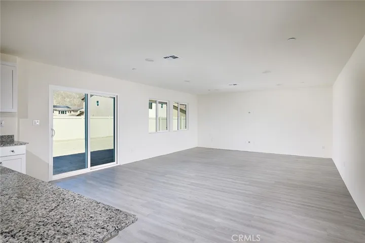 1274 Arcangela Street, Perris, California 92571