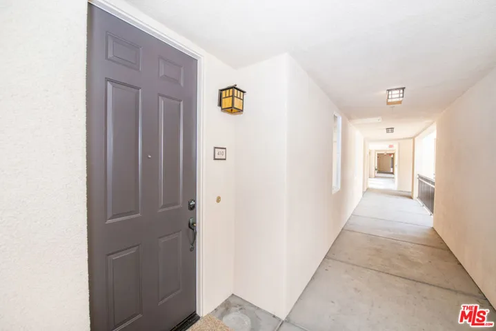 13075 Pacific 410, Playa Vista, California 90094