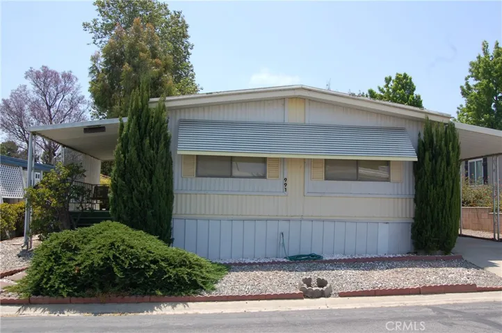 991 Norwich Way, Corona, California 92882