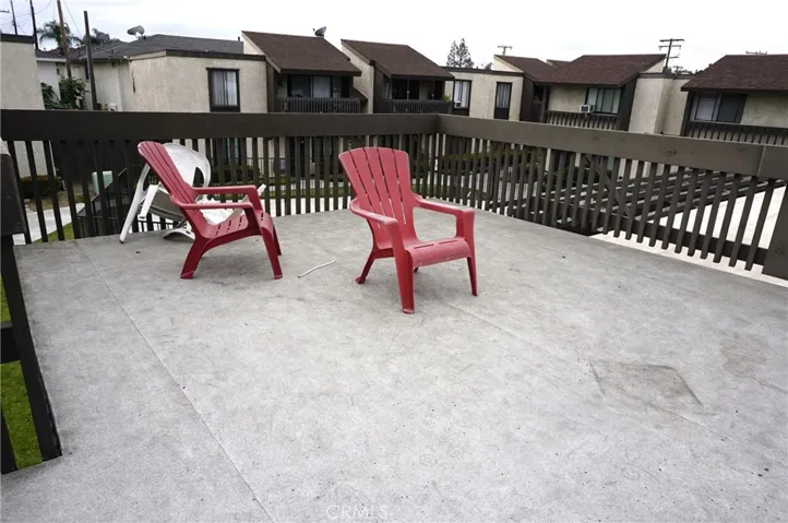 rooftop deck open to public