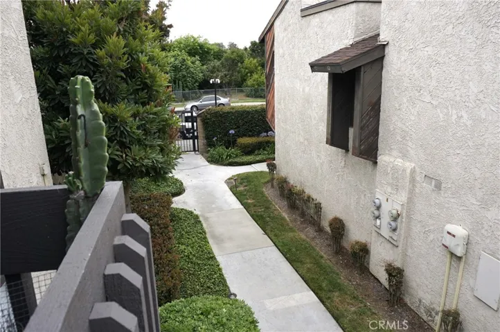 balcony left view