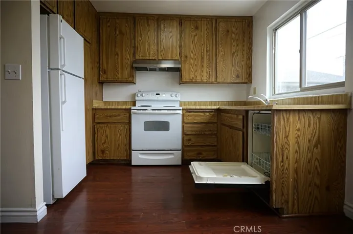 17628 Alburtis Avenue 32, Artesia, California 90701