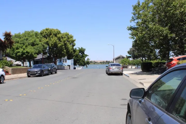 309 E Street, Antioch, California 94509