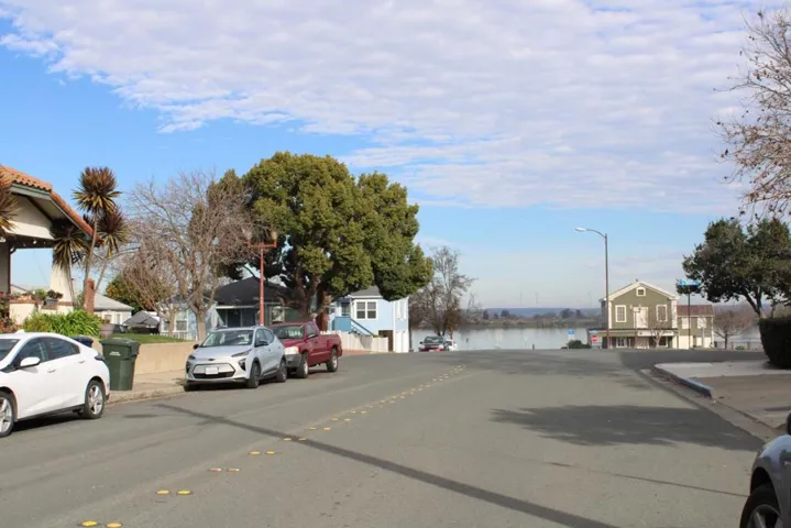 309 E Street, Antioch, California 94509