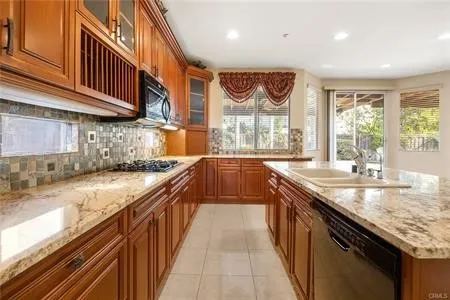 4371 Gardenwood Lane, Riverside, California 92505