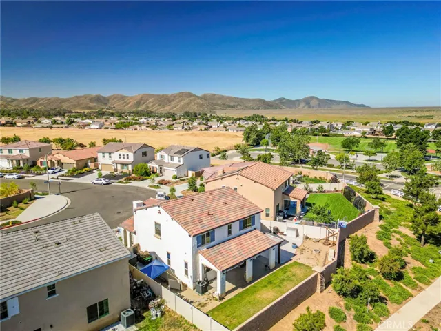 512 Heathers Street, Hemet, California 92543