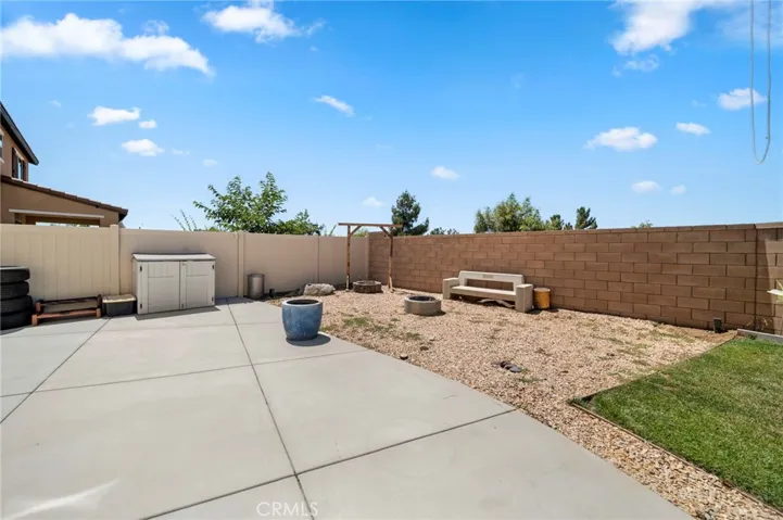 512 Heathers Street, Hemet, California 92543