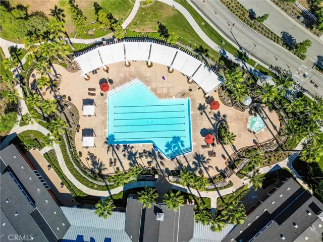 Community pool