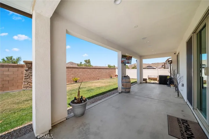 512 Heathers Street, Hemet, California 92543