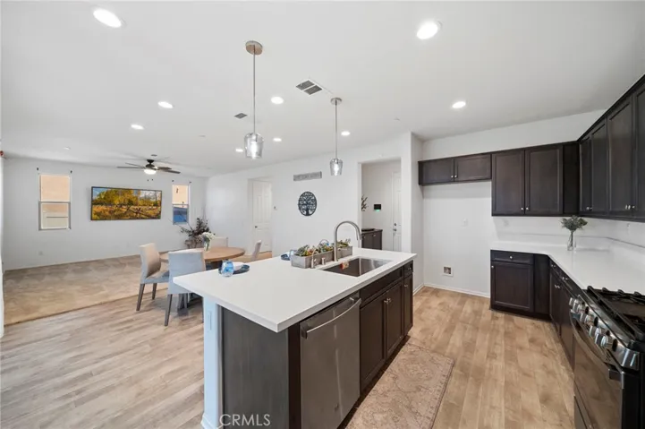 512 Heathers Street, Hemet, California 92543