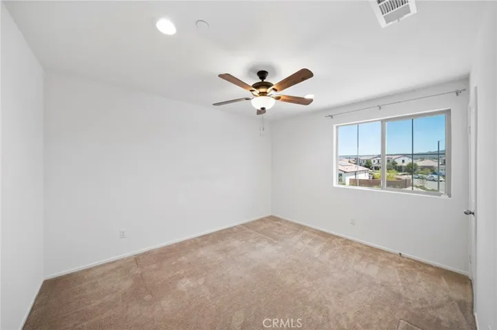 512 Heathers Street, Hemet, California 92543