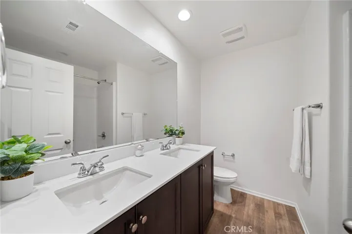 512 Heathers Street, Hemet, California 92543