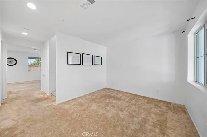512 Heathers Street, Hemet, California 92543