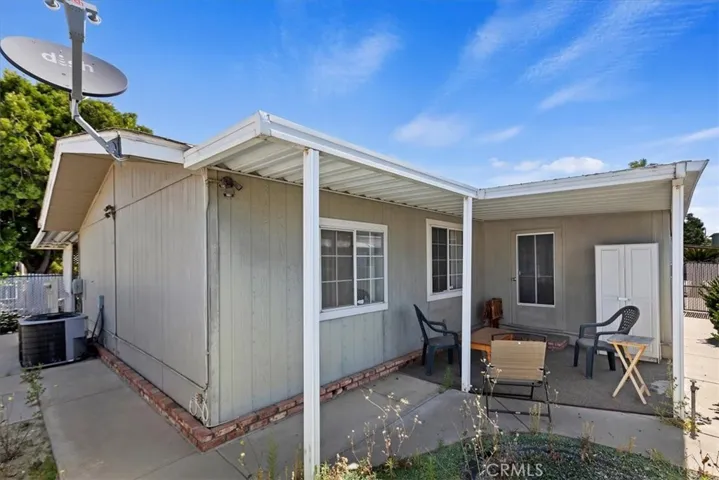 585 De Soto Drive, Hemet, California 92543