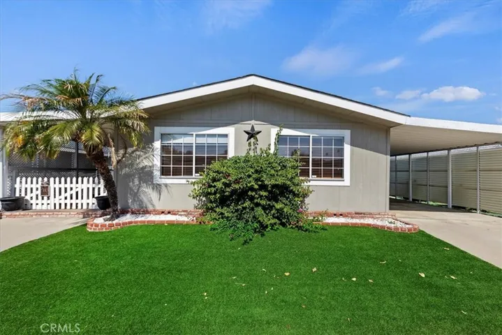 585 De Soto Drive, Hemet, California 92543