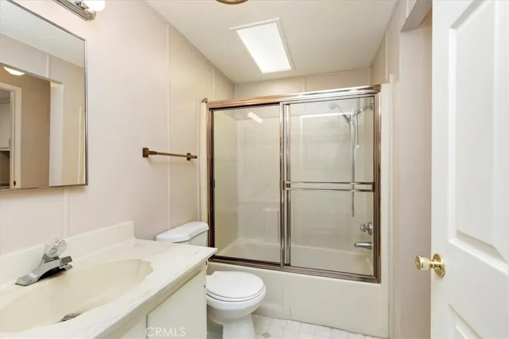 585 De Soto Drive, Hemet, California 92543