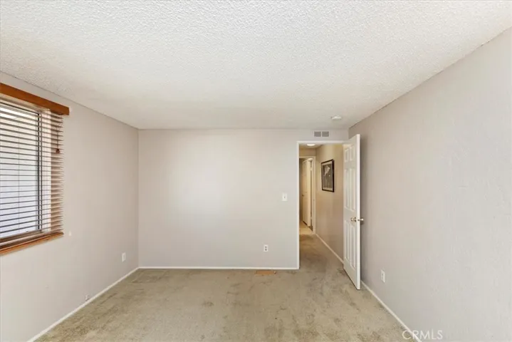 585 De Soto Drive, Hemet, California 92543