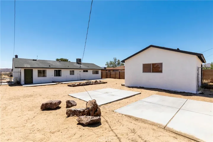 5050 1st Street E, Joshua Tree, California 92252