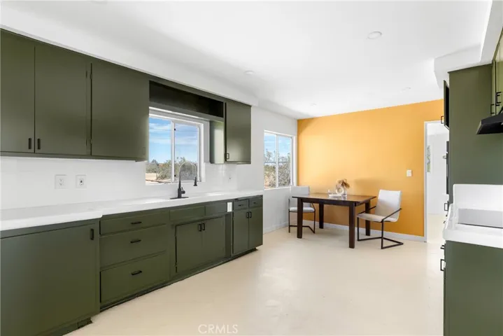 5050 1st Street E, Joshua Tree, California 92252
