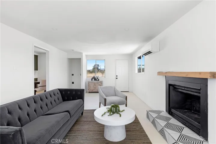 5050 1st Street E, Joshua Tree, California 92252