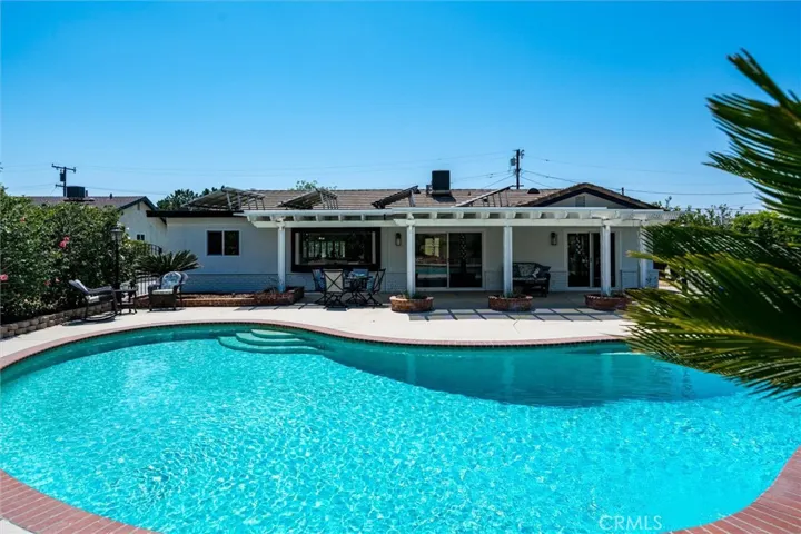 2313 Hillside Avenue, Norco, California 92860