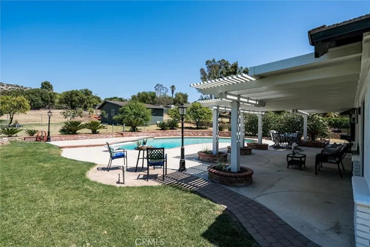 2313 Hillside Avenue, Norco, California 92860