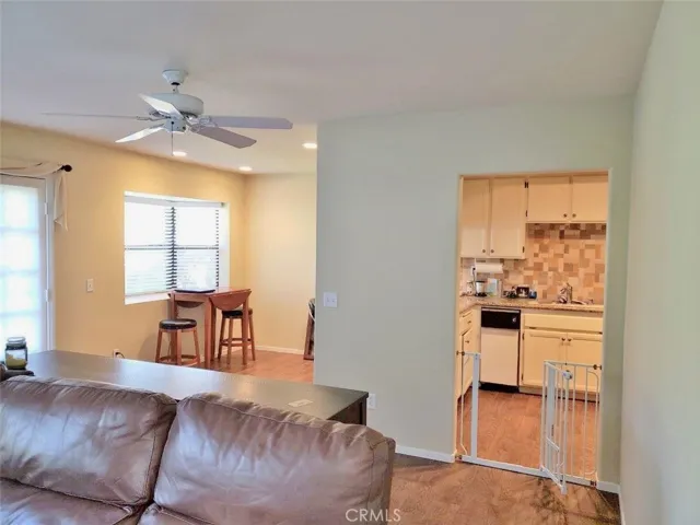1718 Tecalote Drive 22, Fallbrook, California 92028