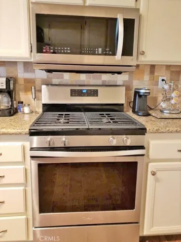1718 Tecalote Drive 22, Fallbrook, California 92028