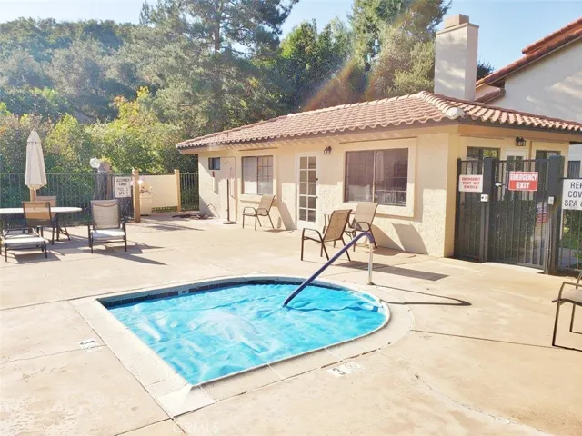 1718 Tecalote Drive 22, Fallbrook, California 92028