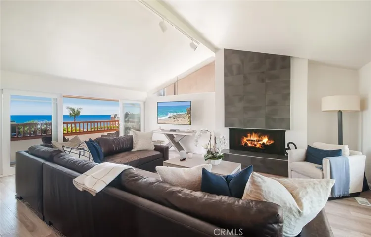 171 Crescent Bay Drive, Laguna Beach, California 92651