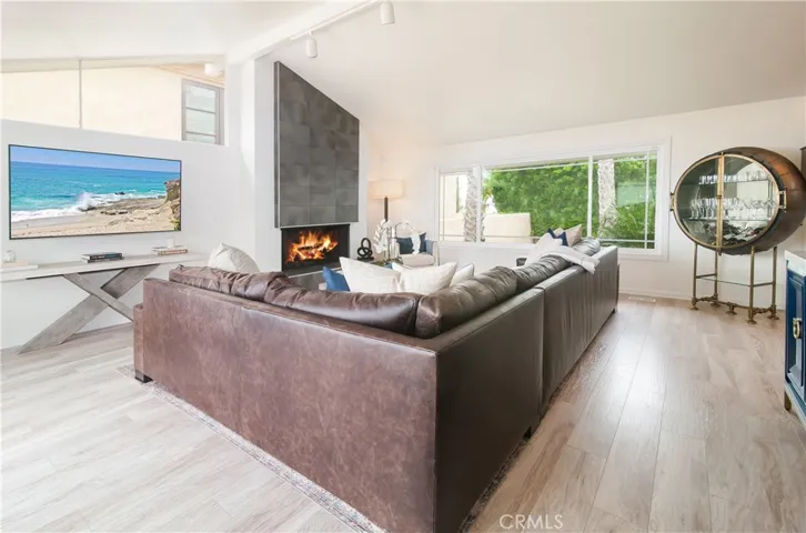 171 Crescent Bay Drive, Laguna Beach, California 92651