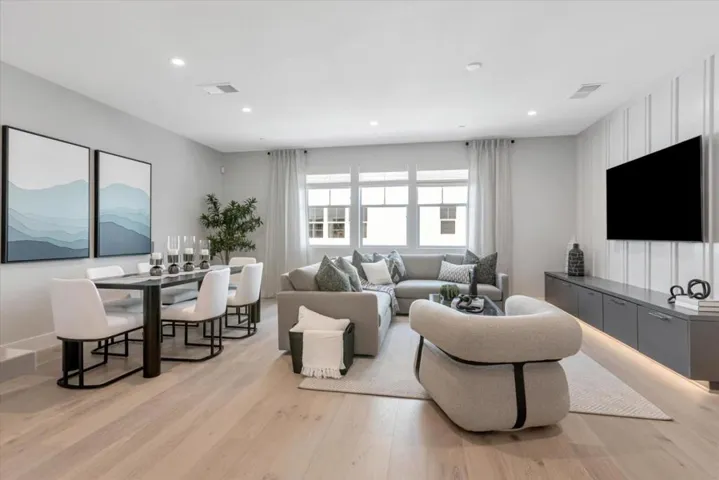 197 Oak Circle, Walnut Creek, California 94597