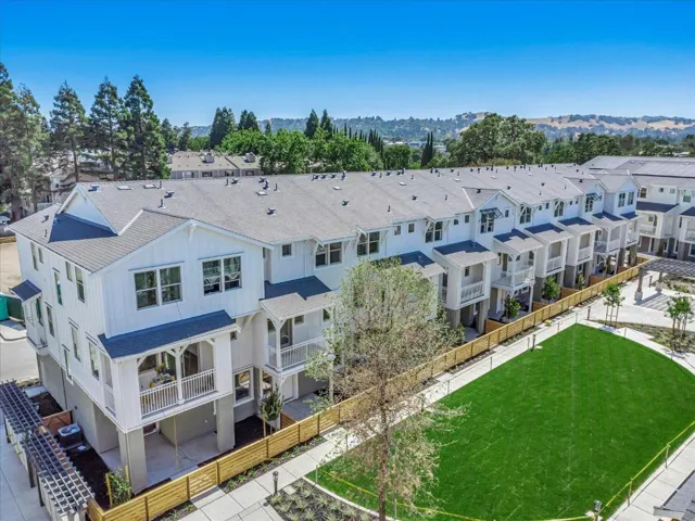 197 Oak Circle, Walnut Creek, California 94597