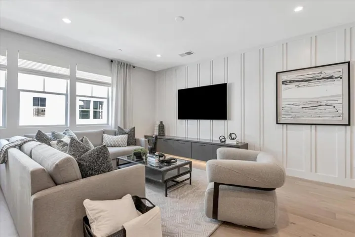 197 Oak Circle, Walnut Creek, California 94597