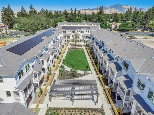 197 Oak Circle, Walnut Creek, California 94597