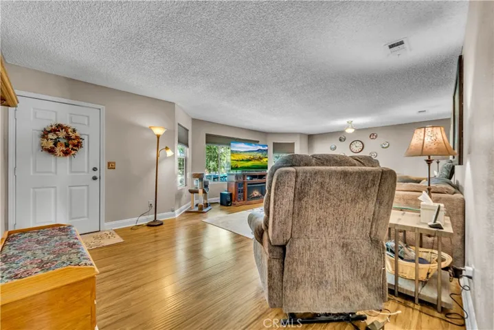 36903 Littlerock Ranchos Road, Littlerock, California 93543